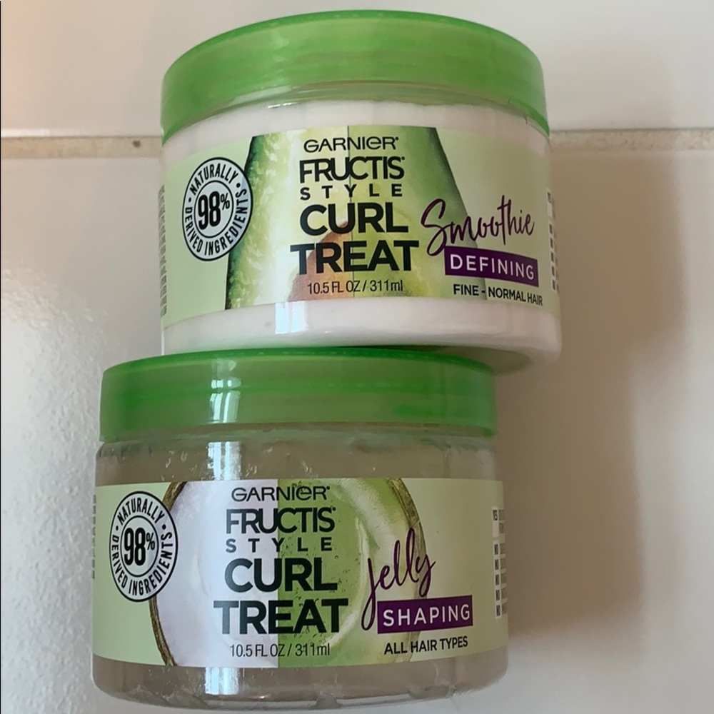 - Garnier Fructis Style Curl Treatment
